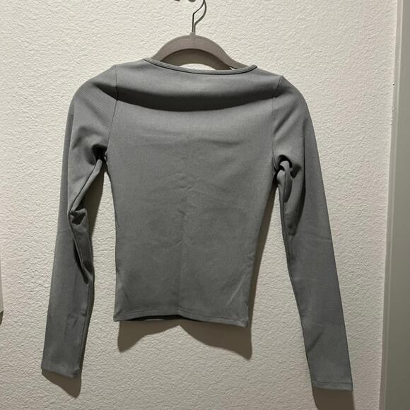 Hollister Square Neck Long Sleeve - Picture 2 of 3